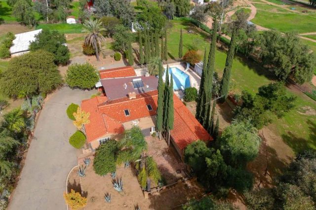 1077 Pine Street, Ramona, CA 92065