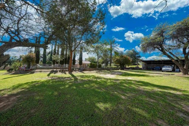 1077 Pine Street, Ramona, CA 92065