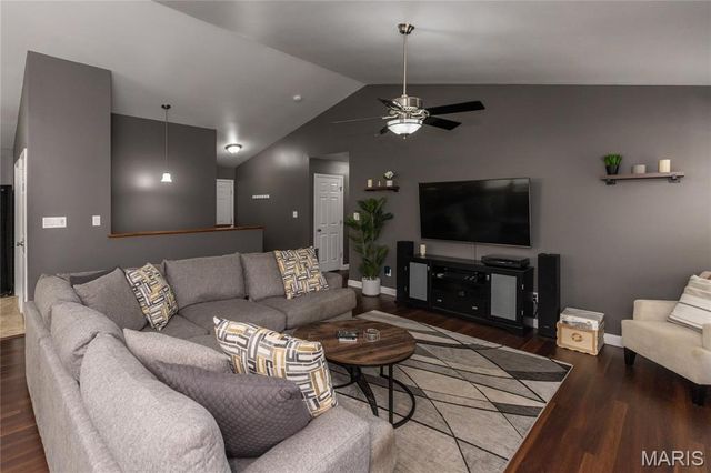 8039 Pinetop Drive, Unincorporated, MO 63129