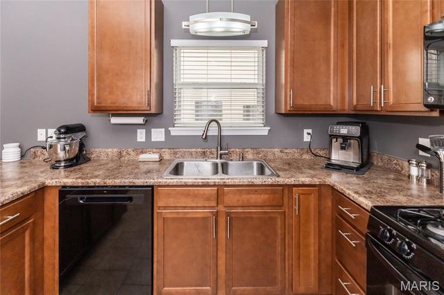 8039 Pinetop Drive, Unincorporated, MO 63129