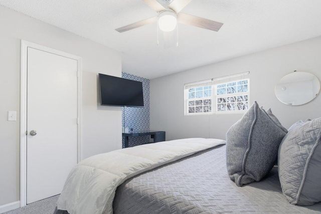 507 Stinson Drive 8d, Charleston, SC 29407