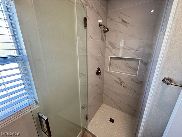 7224 Whisper Heights Court, Las Vegas, NV 89131