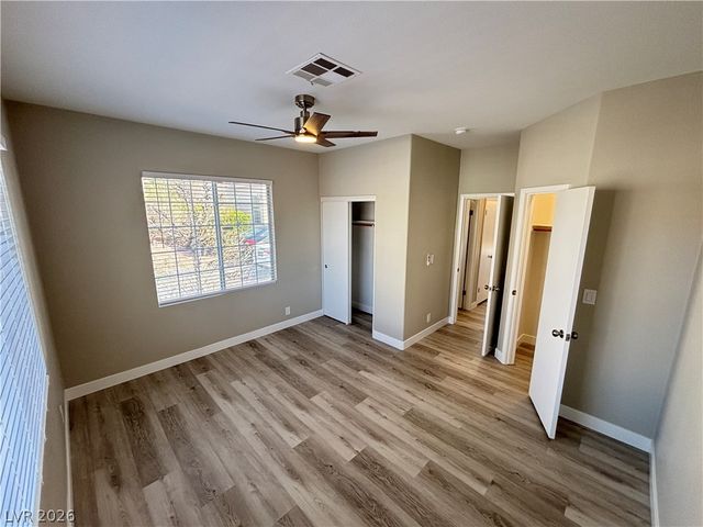 7224 Whisper Heights Court, Las Vegas, NV 89131