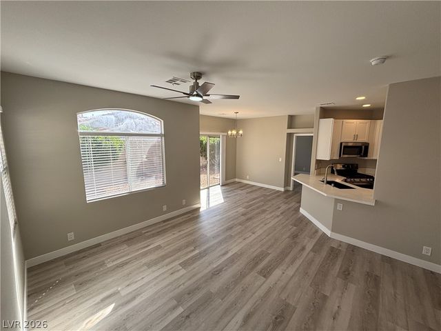 7224 Whisper Heights Court, Las Vegas, NV 89131