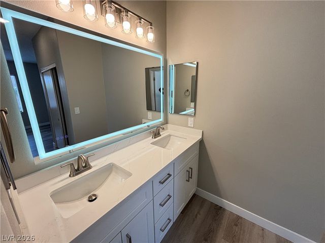 7224 Whisper Heights Court, Las Vegas, NV 89131