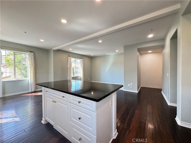 49 Spanish Lace, Irvine, CA 92620