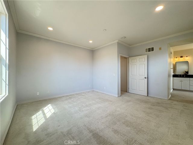 49 Spanish Lace, Irvine, CA 92620