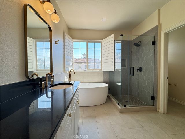 49 Spanish Lace, Irvine, CA 92620