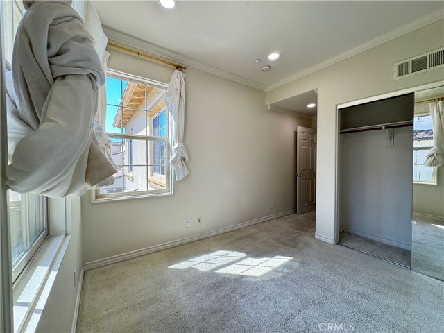 49 Spanish Lace, Irvine, CA 92620