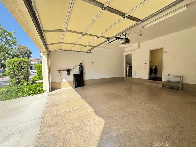 49 Spanish Lace, Irvine, CA 92620