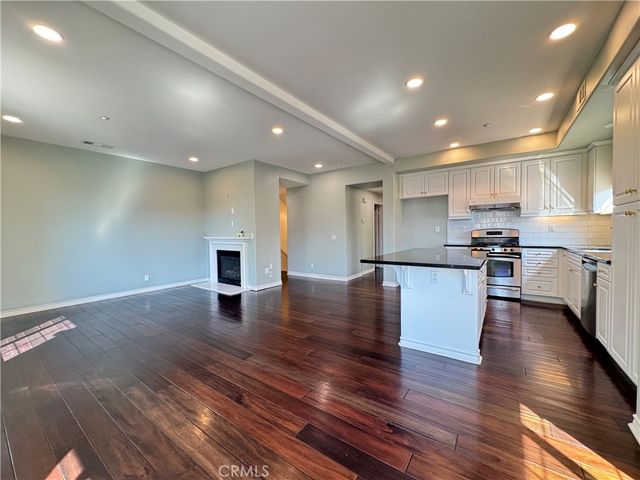 49 Spanish Lace, Irvine, CA 92620