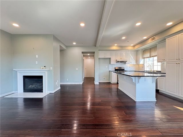 49 Spanish Lace, Irvine, CA 92620