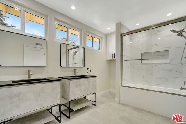 23153 Gonzales Drive, Woodland Hills (los Angeles), CA 91367