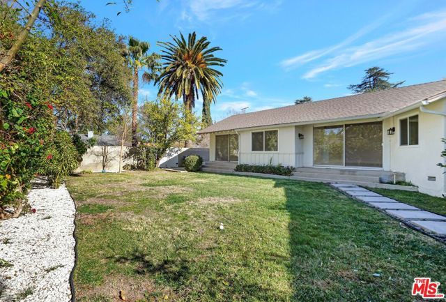 23153 Gonzales Drive, Woodland Hills (los Angeles), CA 91367