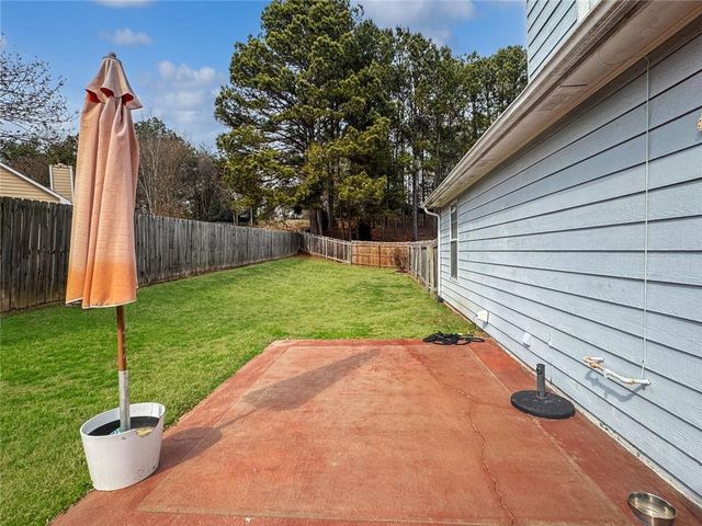 902 Conners Cove, Lawrenceville, GA 30044