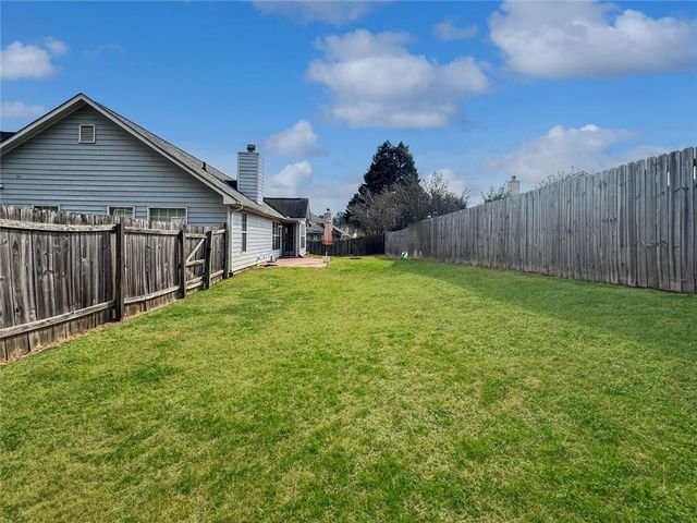 902 Conners Cove, Lawrenceville, GA 30044