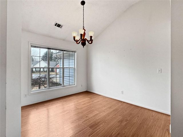 902 Conners Cove, Lawrenceville, GA 30044