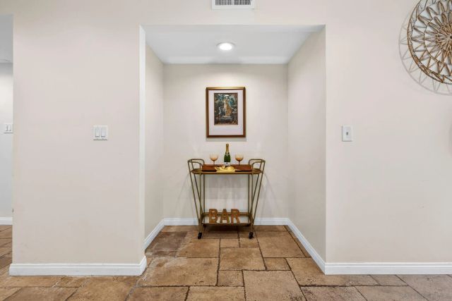 6992 Camino Degrazia, San Diego, CA 92111