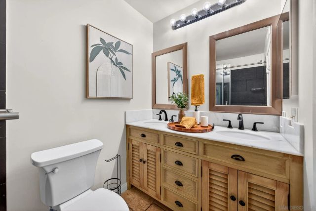 6992 Camino Degrazia, San Diego, CA 92111