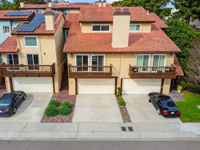 6992 Camino Degrazia, San Diego, CA 92111