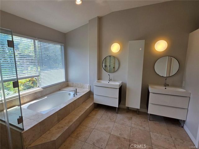 122 Stoney Pointe, Laguna Niguel, CA 92677