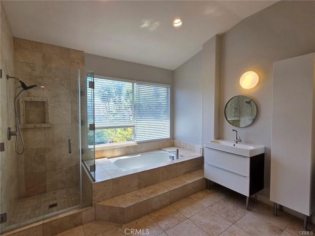 122 Stoney Pointe, Laguna Niguel, CA 92677