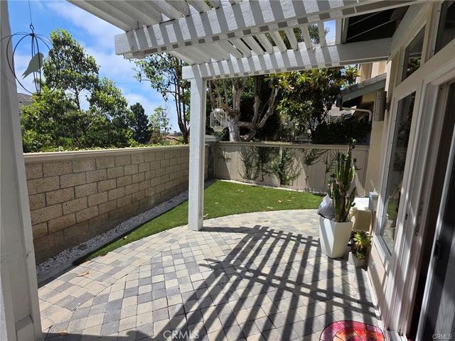 122 Stoney Pointe, Laguna Niguel, CA 92677