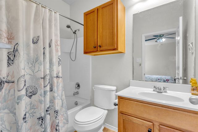1620 Kawati Way, Krum, TX 76249