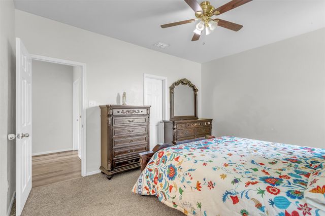 1620 Kawati Way, Krum, TX 76249
