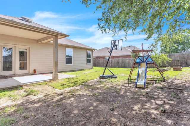 1620 Kawati Way, Krum, TX 76249
