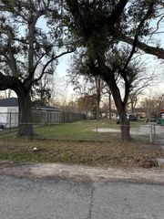 8135 Laura Koppe Road, Houston, TX 77028