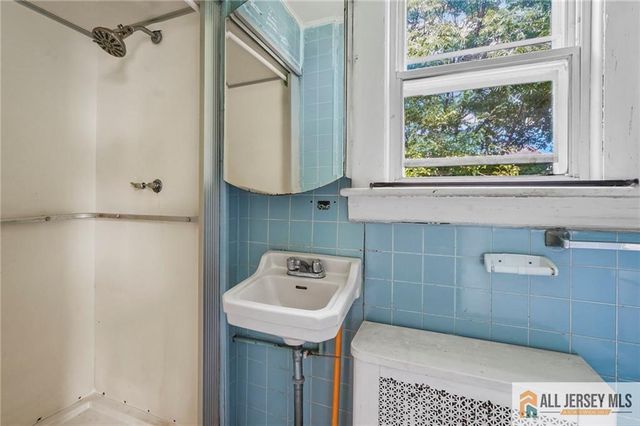 0-362-364 Alpine Street, Perth Amboy, NJ 08861
