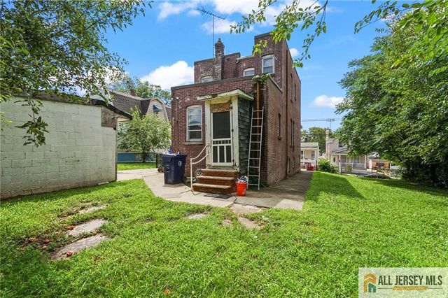 0-362-364 Alpine Street, Perth Amboy, NJ 08861