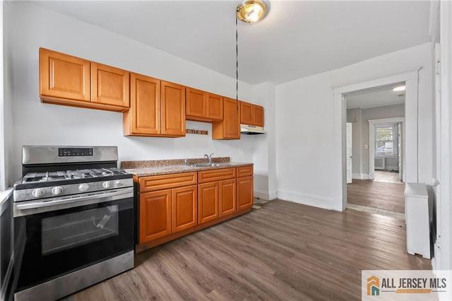 0-362-364 Alpine Street, Perth Amboy, NJ 08861