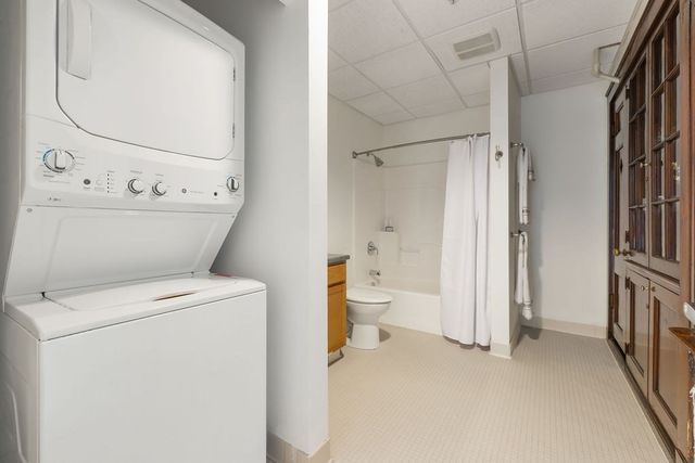 948 Main St 202, Waltham, MA 02453