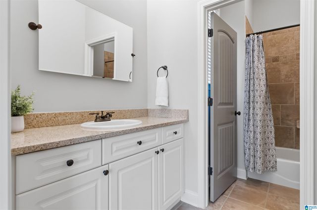3614 TIMBER OAK CIRCLE, Helena, AL 35022
