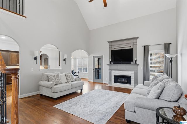 3614 TIMBER OAK CIRCLE, Helena, AL 35022