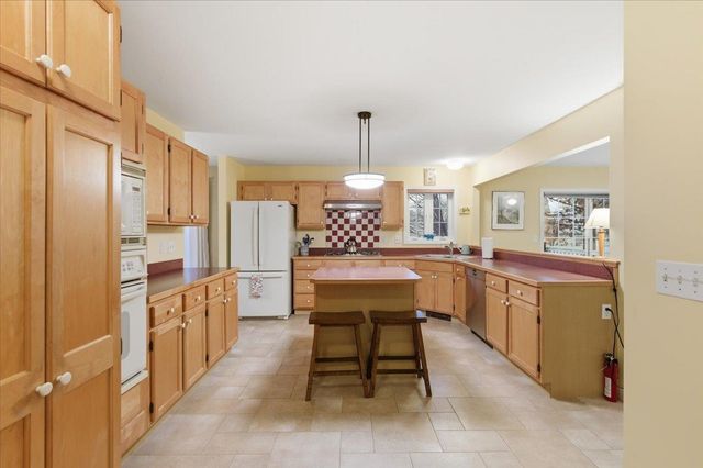 197 Catkin Drive, South Burlington, VT 05403