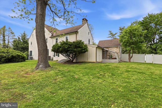500 E MILL RD, Flourtown, PA 19031
