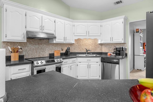 1775 Village Parkway, Gulf Breeze, FL 32563