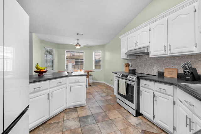 1775 Village Parkway, Gulf Breeze, FL 32563