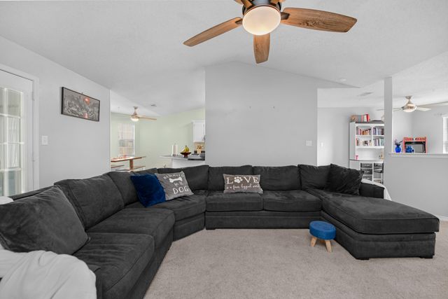 1775 Village Parkway, Gulf Breeze, FL 32563