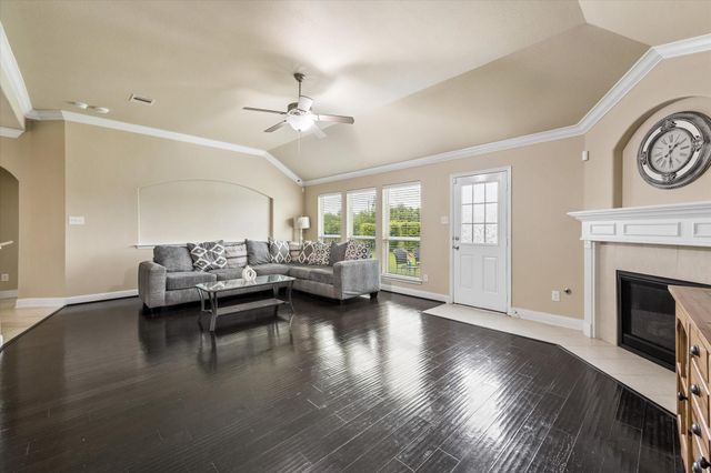 1521 Bluestone Edge Lane, Pearland, TX 77089