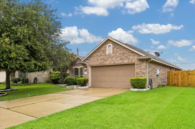 1521 Bluestone Edge Lane, Pearland, TX 77089