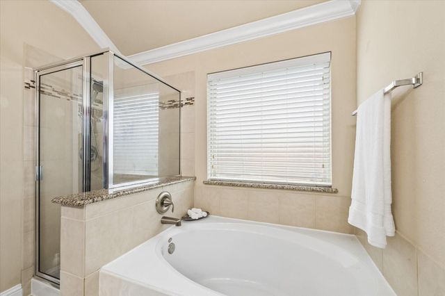 1521 Bluestone Edge Lane, Pearland, TX 77089