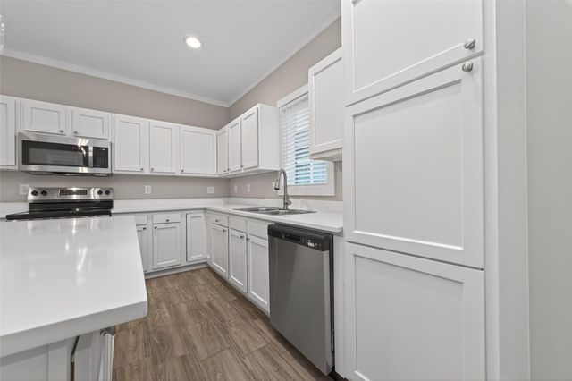 6605 Greenhurst Street, Houston, TX 77091