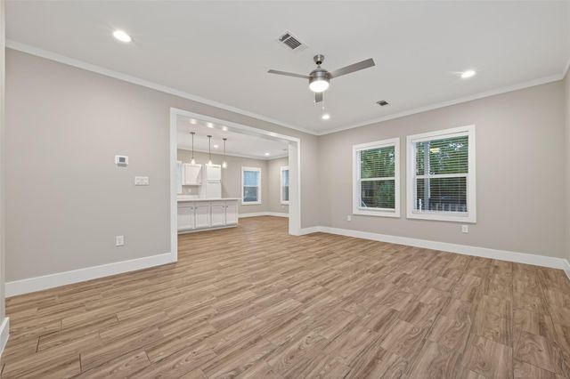 6605 Greenhurst Street, Houston, TX 77091