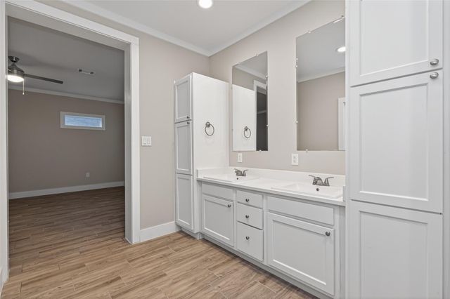 6605 Greenhurst Street, Houston, TX 77091