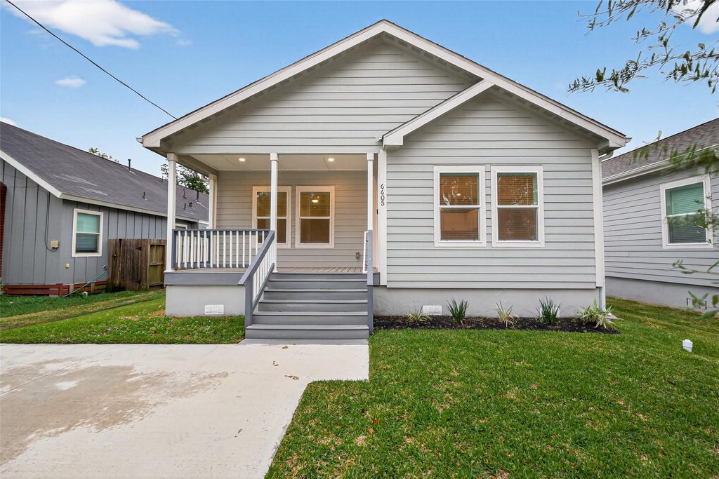 6605 Greenhurst Street, Houston, TX 77091
