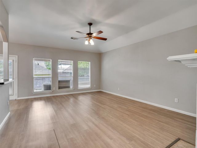 2310 Highland Crossing Drive, Conroe, TX 77304